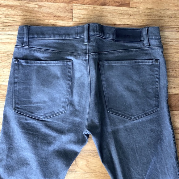 Hugo Boss Japanese Denim - Picture 4 of 5